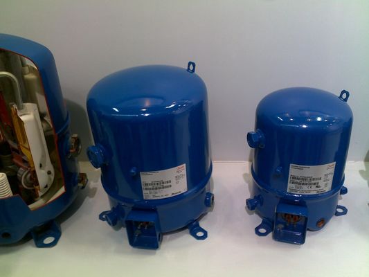 satın al Karşılıklı Piston Tipi Maneurop rul kompresörü HCM120T4LP6 10HP 99390BTU online manufacture